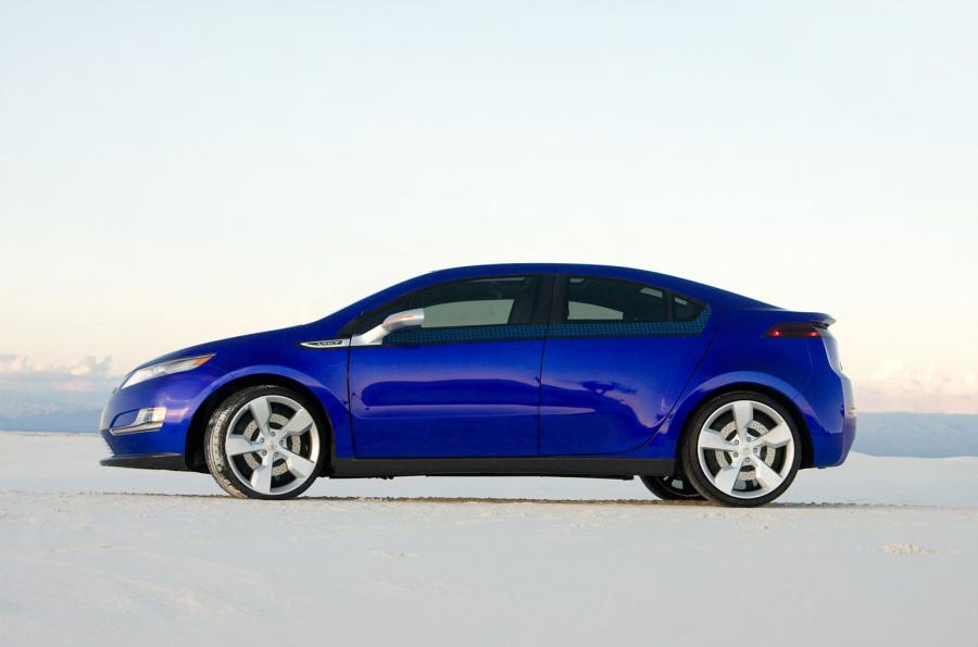  Chevrolet Volt 2011 года  (фото 56 из 356)